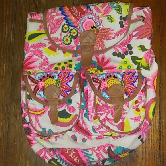 🌛 STEVE MADDEN CLOTH FLORAL BACKPACK - Picture 1 of 4